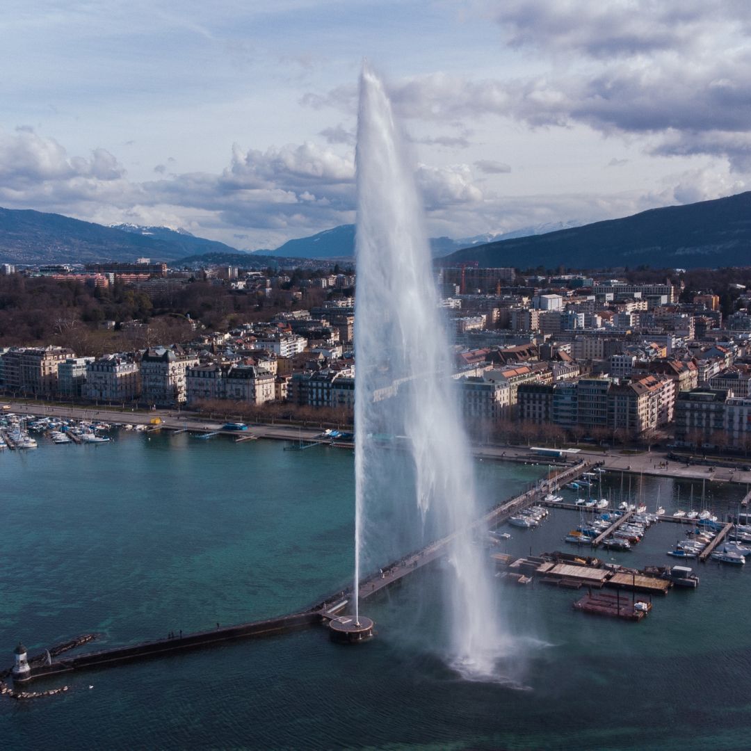 Image hover effect image